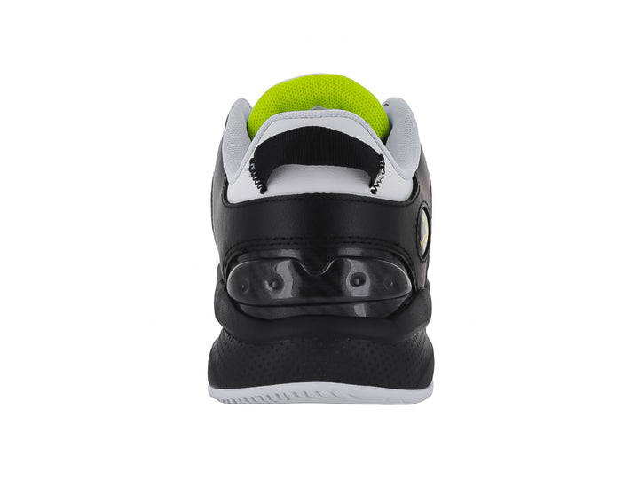 Tenis de baloncesto SHAQ All Ball en colores blanco y negro con detalles en amarillo neón.