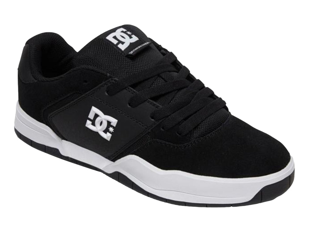 Tenis DC Shoes modelo Adys en color negro con suela y logotipo blanco.