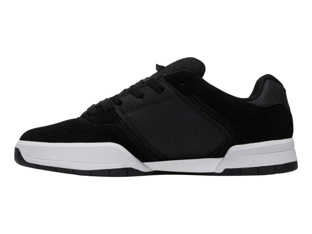 Tenis DC Shoes modelo Adys en color negro con suela y logotipo blanco.