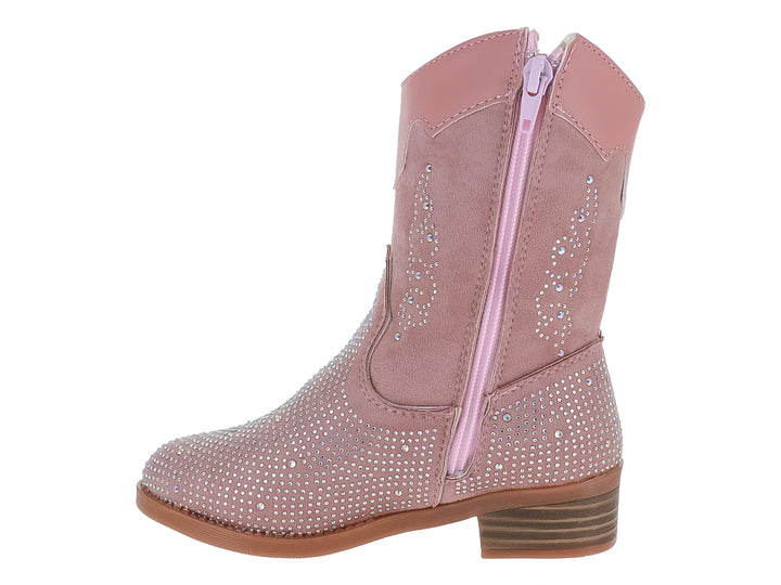 Bota vaquera para niña en color rosa durazno con detalles de brillantes y un pequeño corazón dorado.