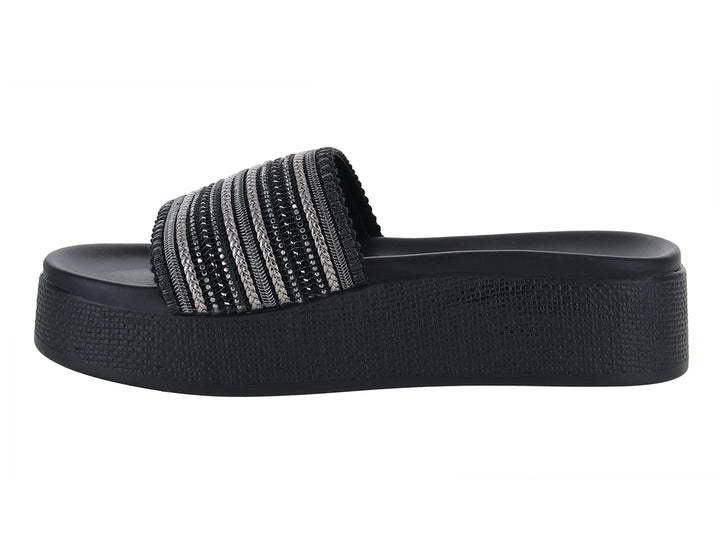Sandalias negras de plataforma con banda superior tejida en tonos negro y gris.