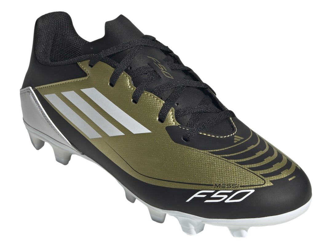 Zapato de fútbol Adidas F50 Club Messi en color dorado metálico con detalles en negro y blanco.