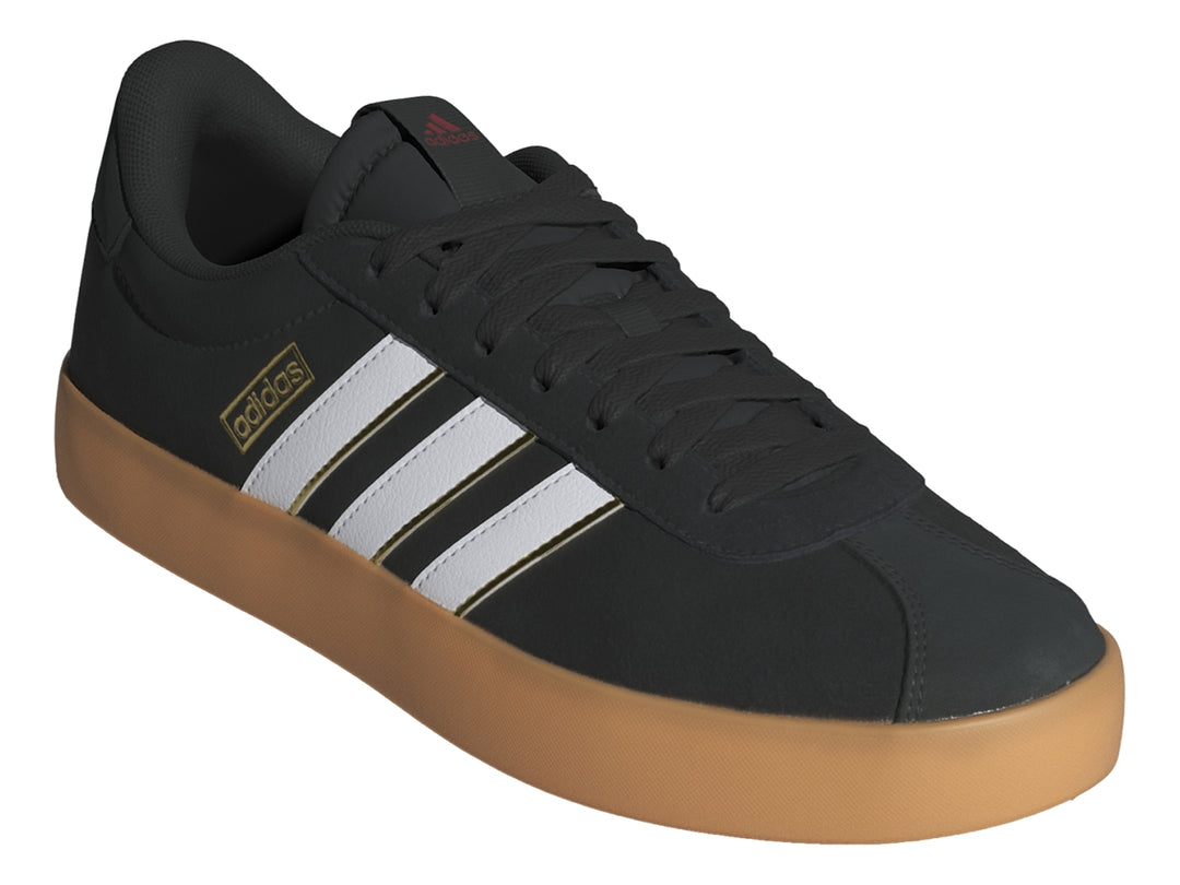 Tenis Adidas VL Court 3.0 color negro con tres franjas blancas y suela color café.