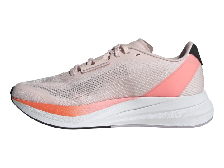 Tenis deportivos Adidas color rosa con franjas grises, detalles naranjas y suela blanca.