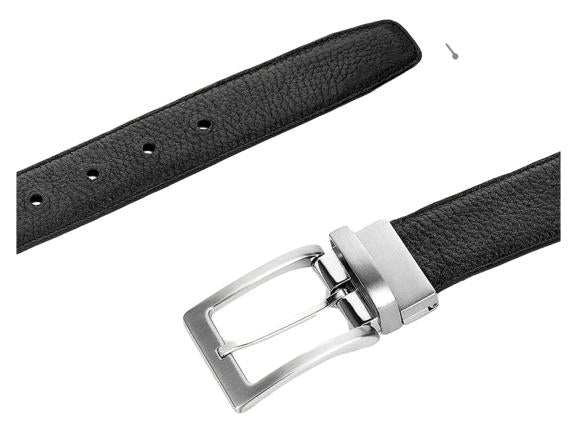 Cinturón de cuero negro con textura rugosa y hebilla metálica plateada rectangular.