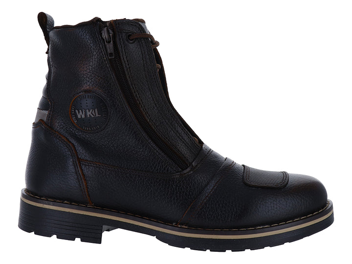 Botas borceguí de cuero marrón oscuro con cierre lateral y agujetas.