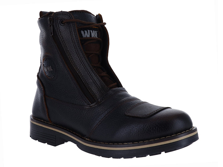 Botas borceguí de cuero marrón oscuro con cierre lateral y agujetas.