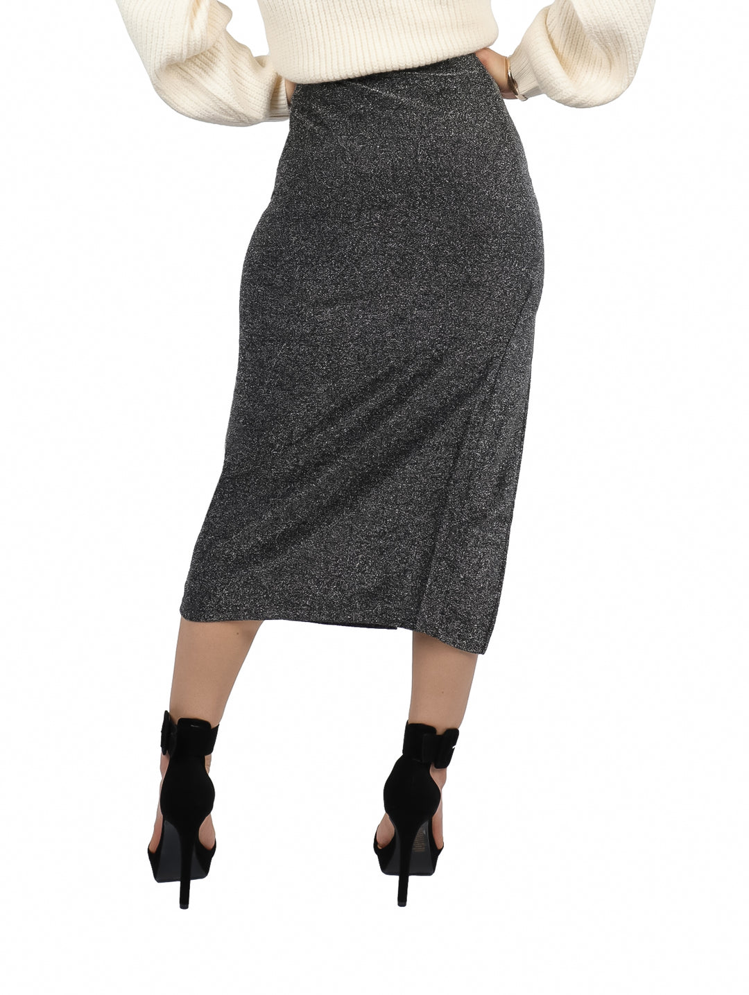 Falda midi color gris Oxford con abertura lateral alta en la pierna.