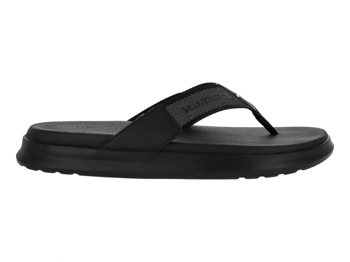 Sandalia de dedo Tommy Hilfiger en color negro con suela ancha y correa texturizada.