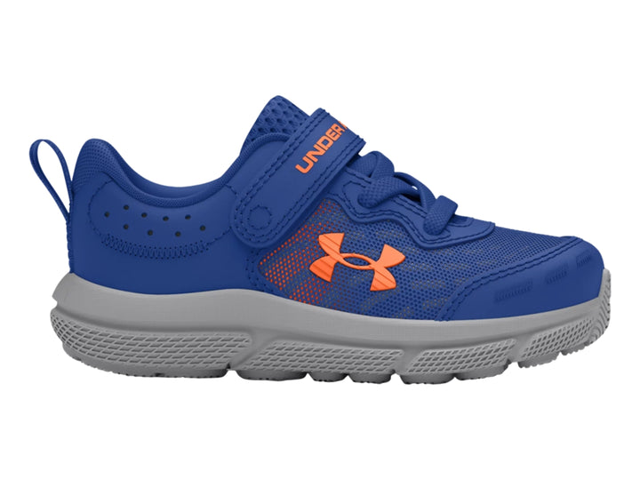 Tenis deportivos Under Armour color azul con suela gris y detalles en naranja para Niño.