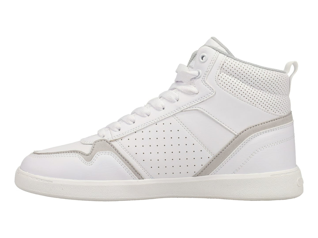 Tenis Champion de bota alta en color blanco con detalles en gris y suela blanca.