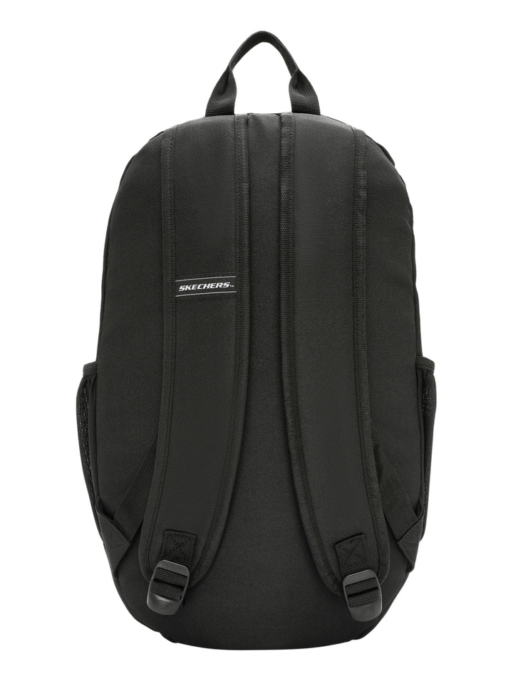 Mochila deportiva Skechers de color negro con compartimento frontal y asa superior.