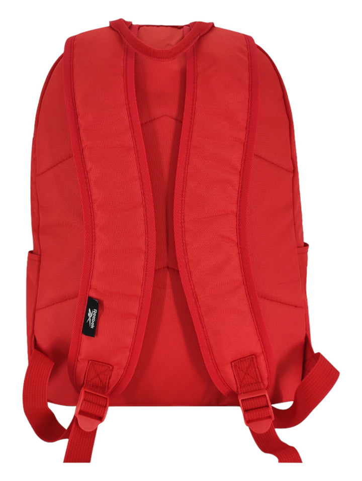 Mochila deportiva Reebok de color rojo con logotipo blanco en la parte superior y bolsillo frontal.