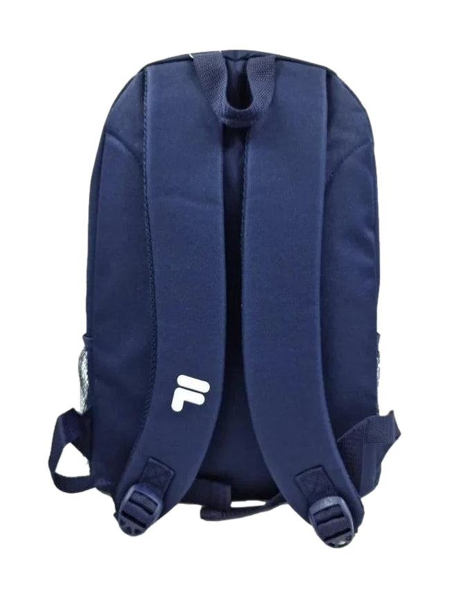 Mochila escolar FILA color azul marino con logotipo frontal y bolsillos laterales de malla.