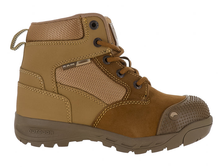 Bota de seguridad RAM color coyote con puntera reforzada y suela robusta.
