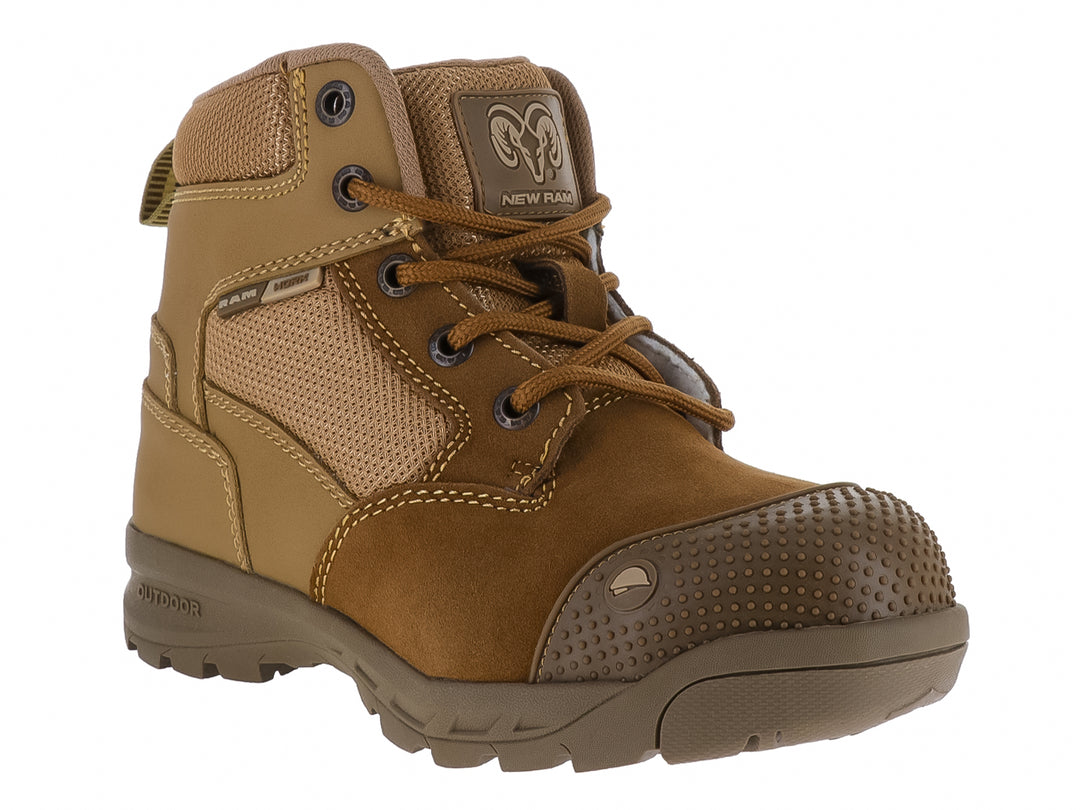 Bota de seguridad RAM color coyote con puntera reforzada y suela robusta.