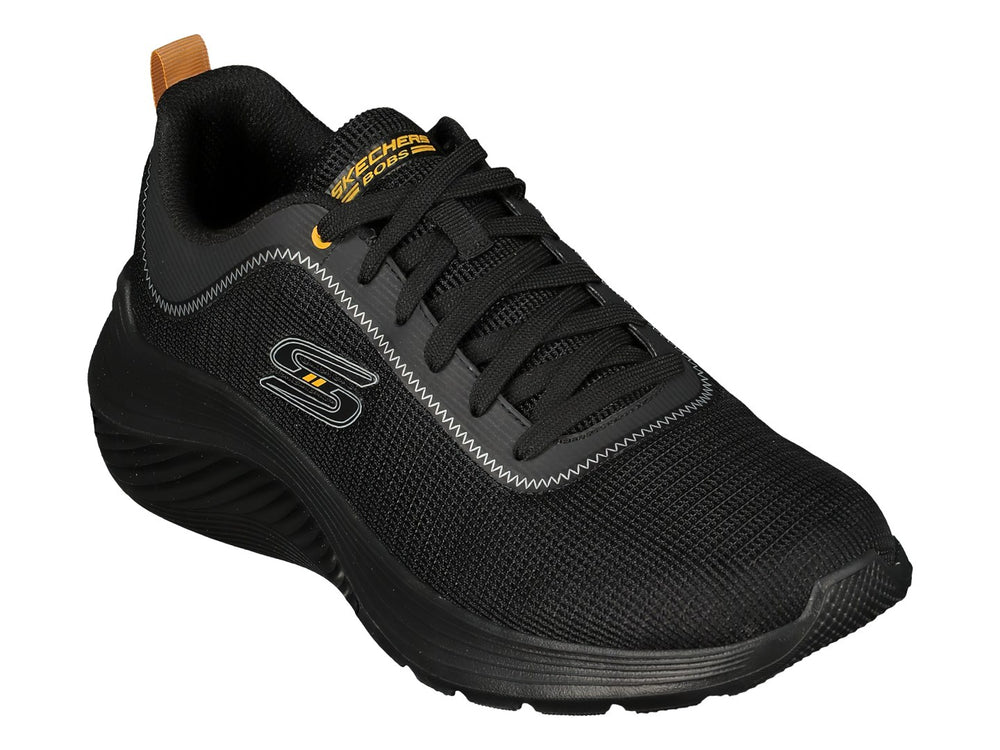 Tenis deportivos Skechers Bob's Squad Waves en color negro con detalles naranjas y suela negra.