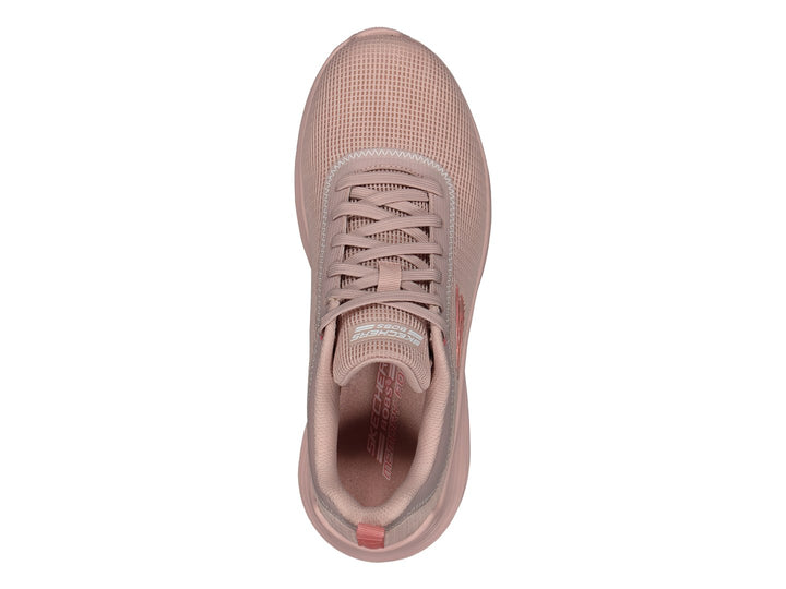 Tenis deportivos Skechers BOBS Squad Waves en color rosa con tejido de malla y suela blanca coordinada.