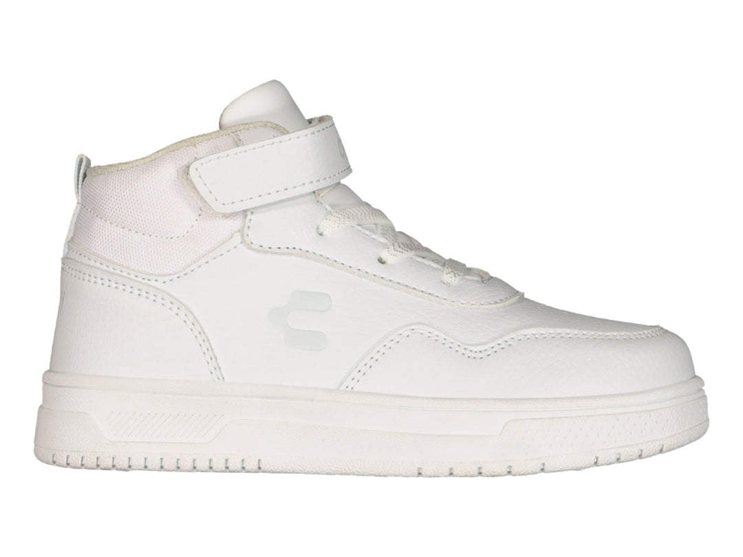 Tenis deportivos de bota color blanco con correa de velcro y suela blanca.