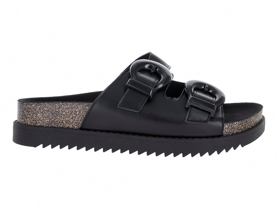 Sandalias negras para mujer con dos hebillas y suela track dentada.