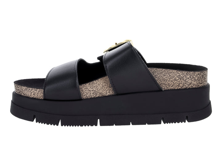 Sandalia negra de plataforma con hebilla dorada y plantilla de efecto corcho.