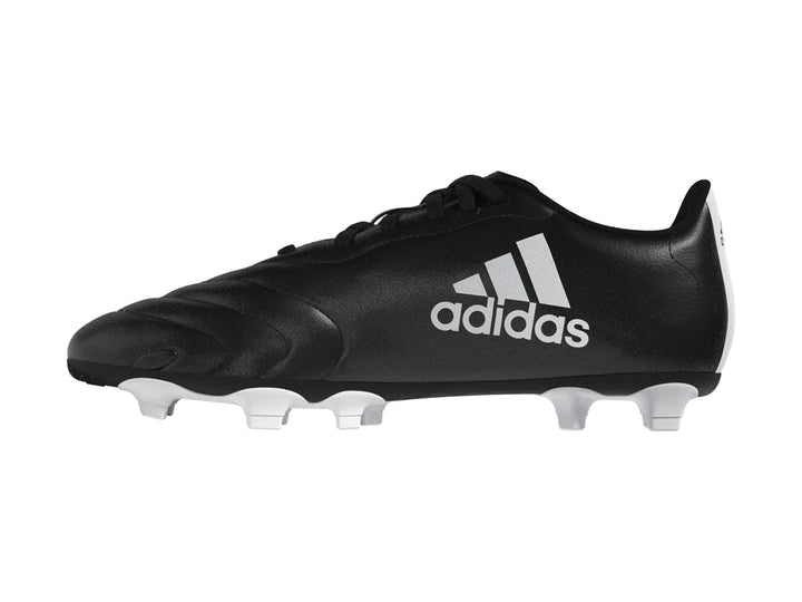 Zapato de fútbol Adidas Goletto VIII color negro con rayas y tacos en color blanco.