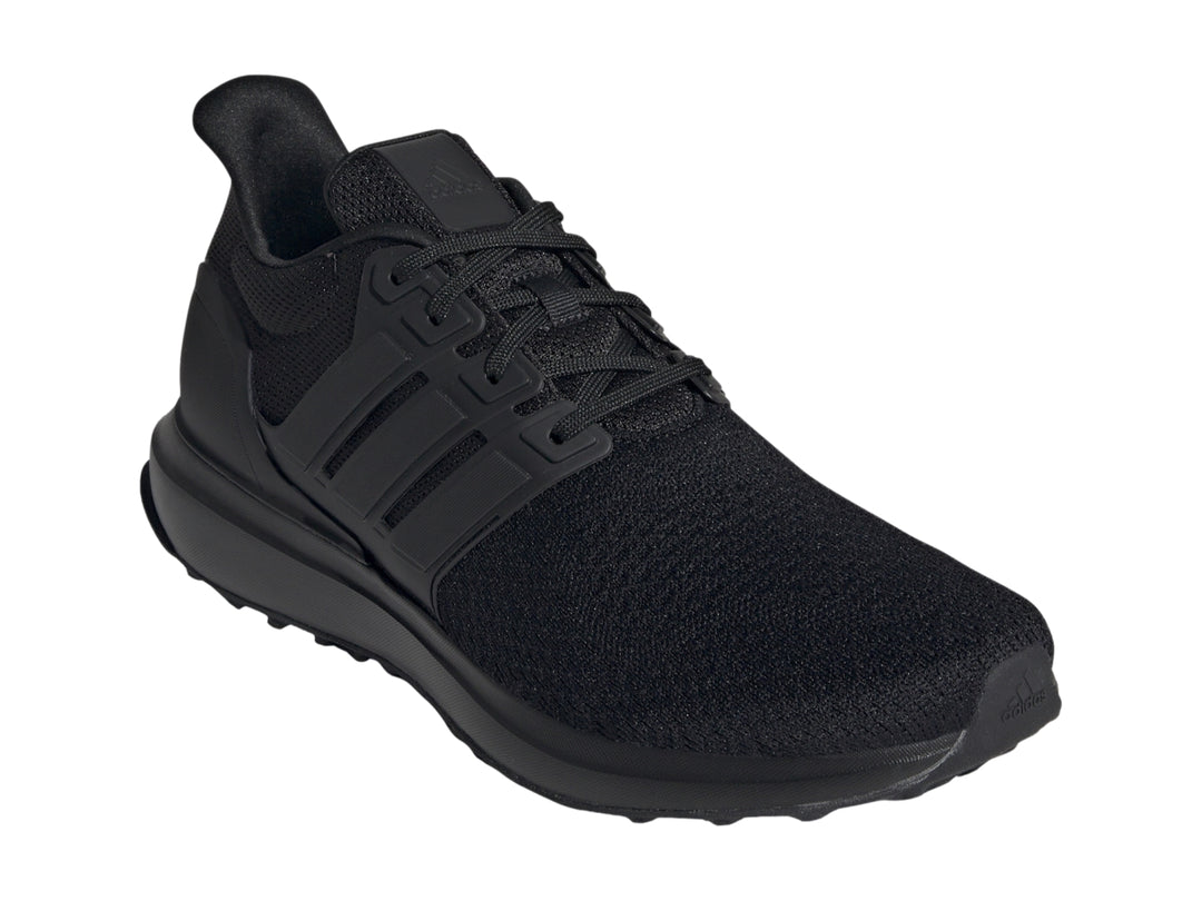 Tenis deportivos Adidas Ubounce DNA en color negro, vista lateral.