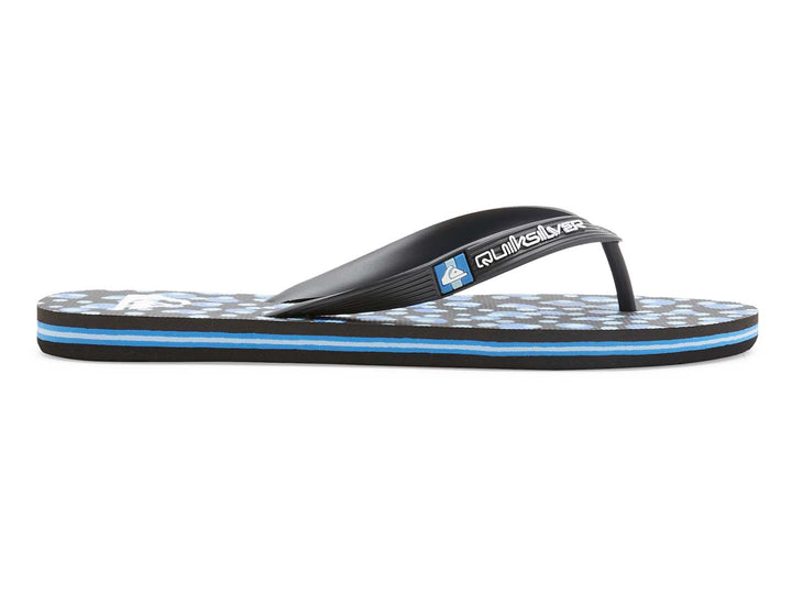 Sandalias Quiksilver color azul con estampado y tiras negras para Hombre.
