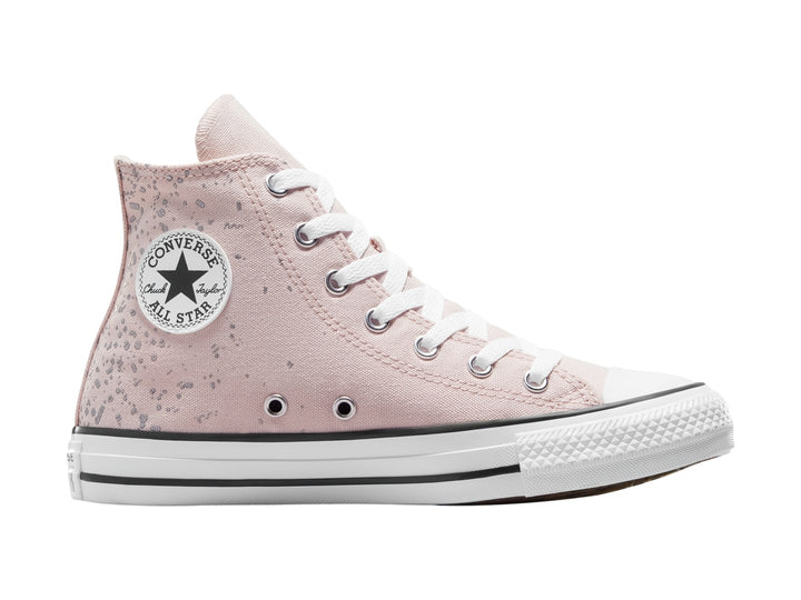 Tenis Converse botín en color rosa pálido con detalles y suela en color blanco.