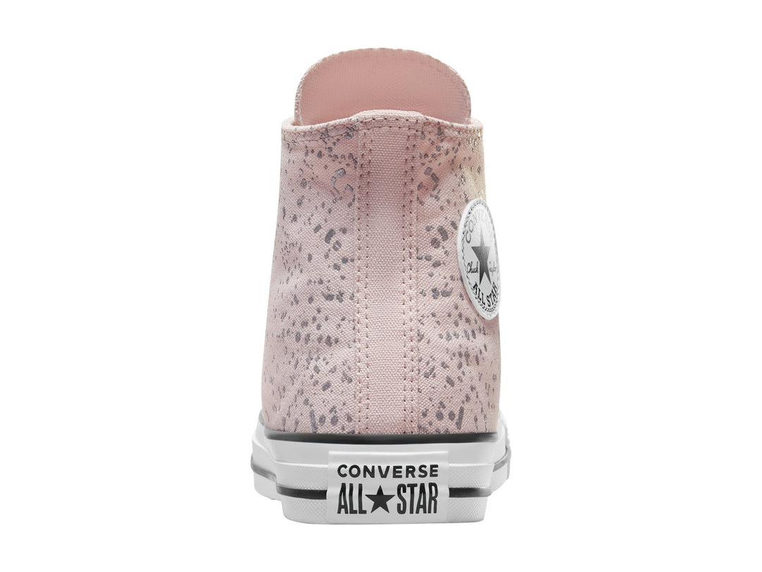 Tenis Converse botín en color rosa pálido con detalles y suela en color blanco.