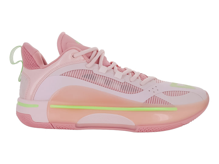 Tenis de baloncesto PEAK color rosa con una línea decorativa en verde lima.