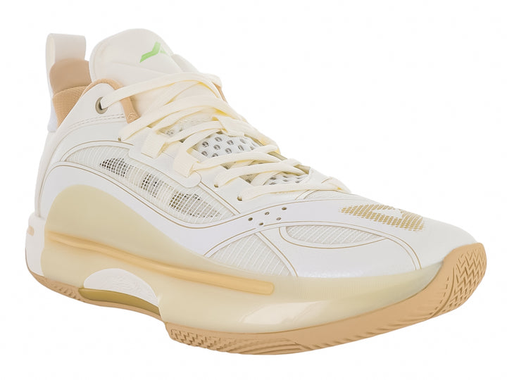 Tenis de baloncesto PEAK color beige con suela robusta y detalles de malla transpirable.