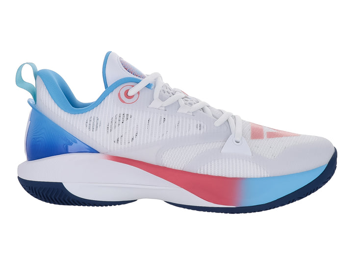 Tenis de baloncesto PEAK en color blanco con detalles en azul tropical y rosa, diseño moderno y deportivo.
