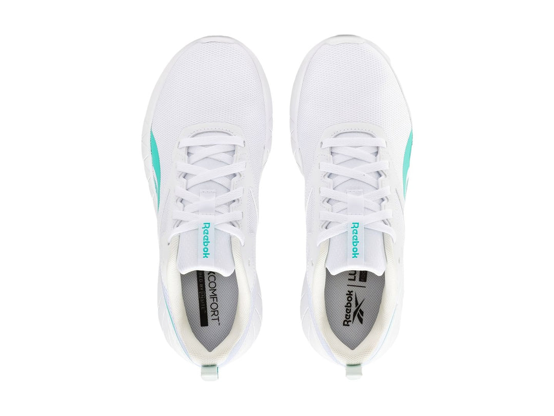 Tenis deportivos Reebok color blanco con detalles en verde agua y suela blanca.
