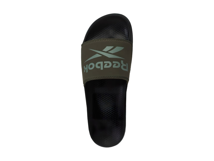 Sandalia Reebok modelo Fulgere Slide en color negro con banda superior verde oliva y logotipo frontal.