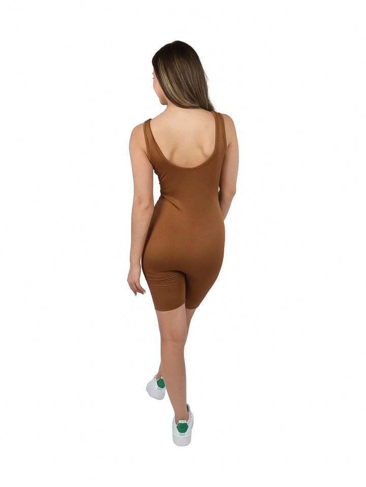 Jumpsuit Corto Juliana Favela Color Canela para Mujer