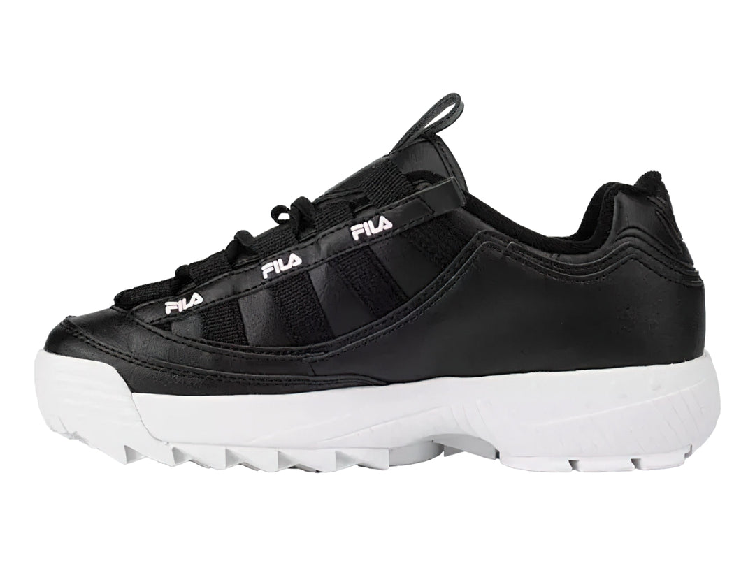Tenis FILA negros con suela blanca gruesa y detalles en rosa.