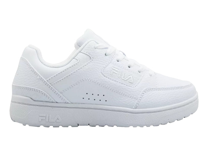 Tenis FILA Sutton East Low en color blanco total con suela blanca y textura granulada.