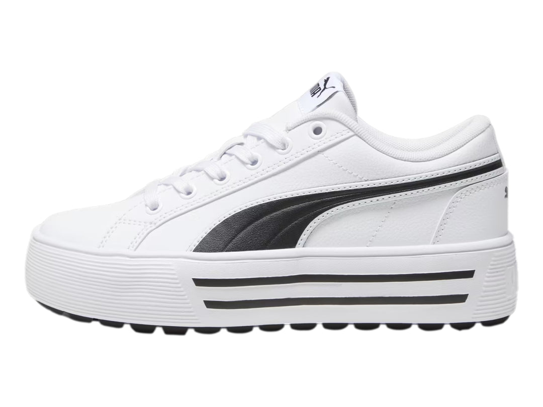Tenis PUMA Kaia 2.0 blancos con detalle negro y suela de plataforma.