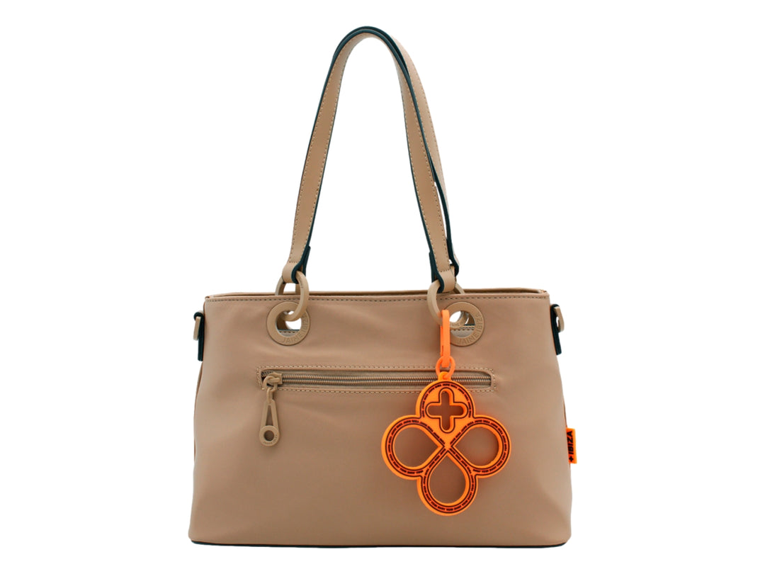 Bolso de hombro Jaime Ibiza en color taupe con asa doble y detalle decorativo frontal circular.