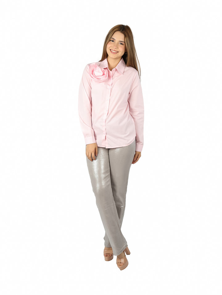 Camisera ATOK Rosa Claro con Flor 3D para Mujer