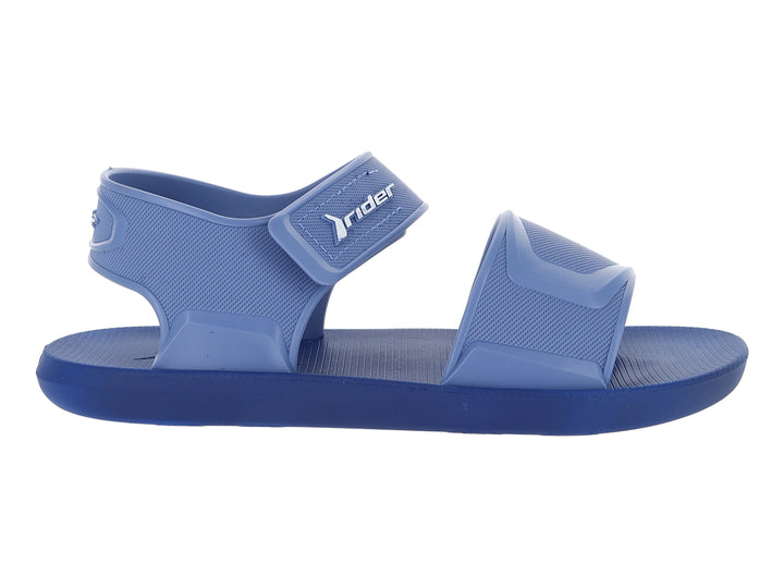 Sandalia infantil Rider de color azul con correas ajustables y suela plana.