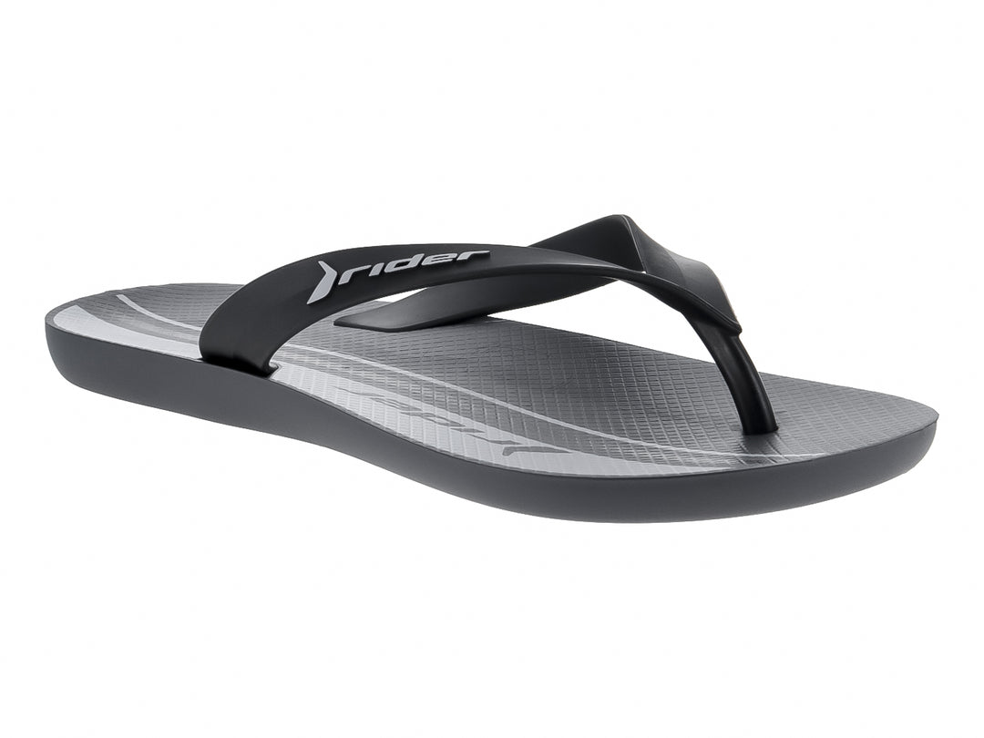 Sandalias Rider color gris y negro con diseño de dedo y suela plana.