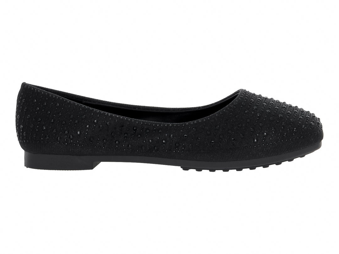 Zapato plano tipo ballerina color negro con detalles de pequeñas cuentas brillantes.
