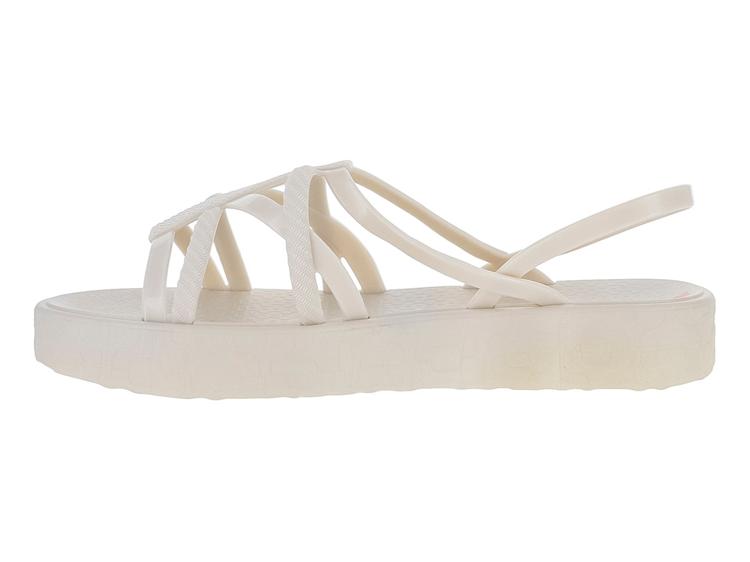 Sandalia Ipanema de plataforma color beige con tiras entrelazadas y suela gruesa.