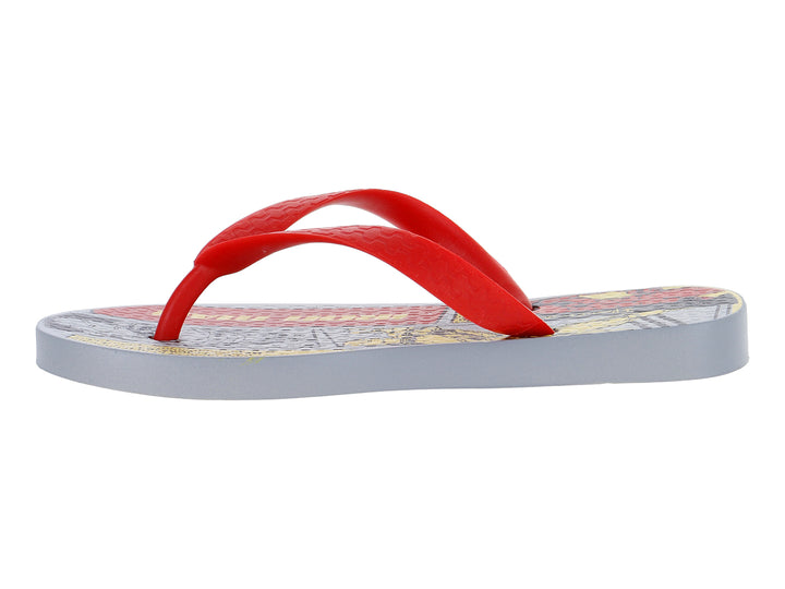 Sandalias de dedo Ipanema para niños en color rojo y gris con estampado colorido en la plantilla.