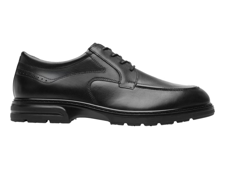 Zapato formal para hombre de cuero color negro con cordones y suela negra.