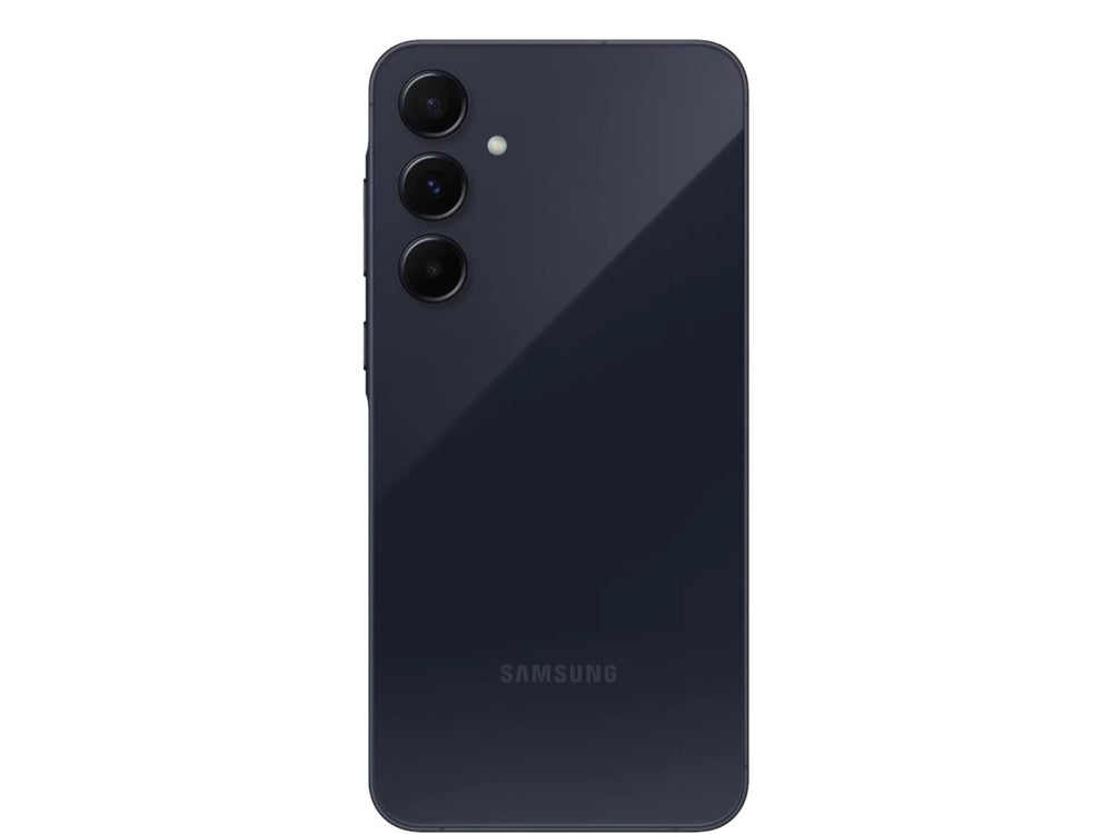 Smartphone Samsung Galaxy A55 color negro, vista frontal y trasera.