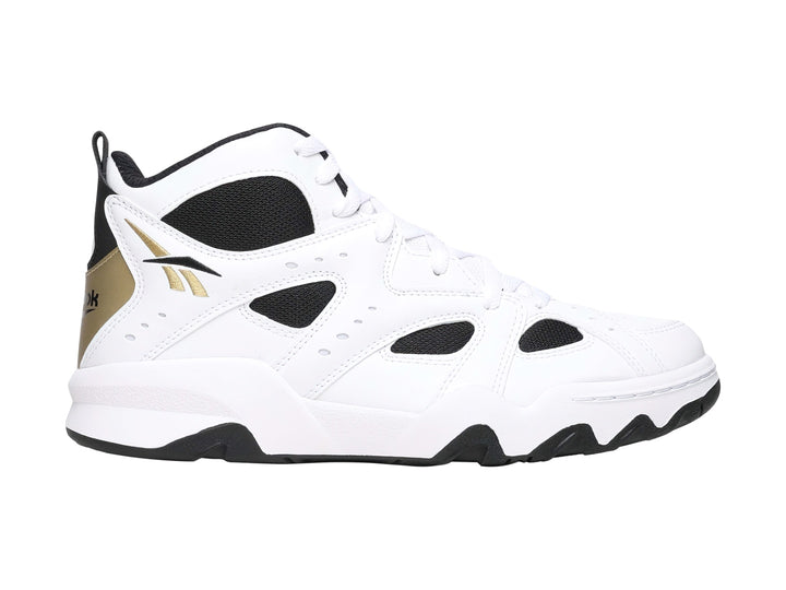 Tenis de baloncesto Reebok ATR Decimator en color blanco con detalles en negro y dorado.
