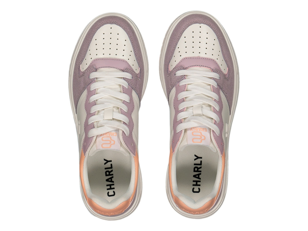 Tenis deportivos Charly en colores blanco, lila y durazno con suela blanca y cordones.